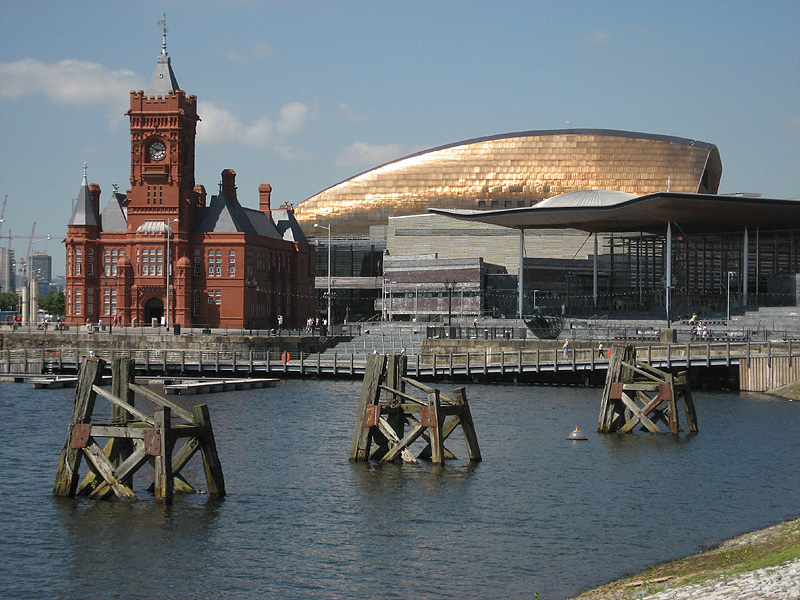 Cardiff - Mermaid Quay